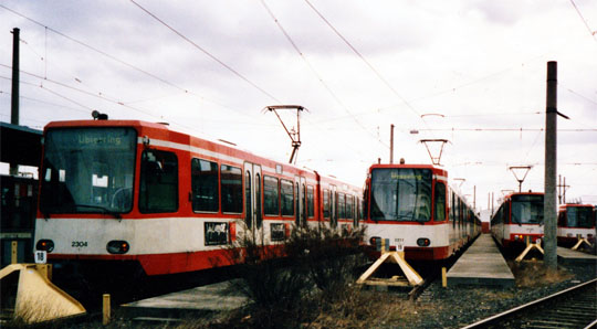 Abgestellte Stadtbahnwagen im Betriebshof Wesseling